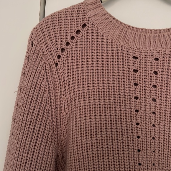 Pink Sweater - Picture 2 of 6